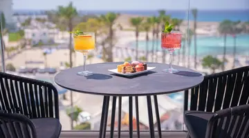 Pavlo Napa Beach