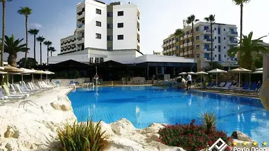 Pavlonapa Beach Hotel