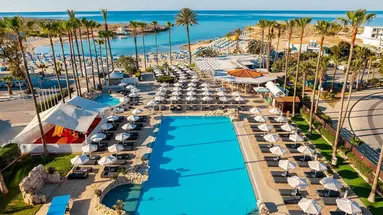 Pavlonapa Beach Hotel