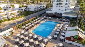 Pavlonapa Beach Hotel