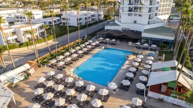 Pavlonapa Beach Hotel