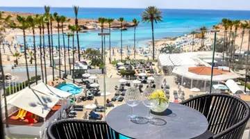 Pavlonapa Beach Hotel