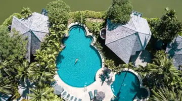 Peace Laguna Resort and Spa