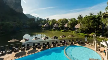 PEACE LAGUNA RESORT & SPA