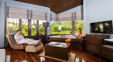 PEACE LAGUNA RESORT & SPA