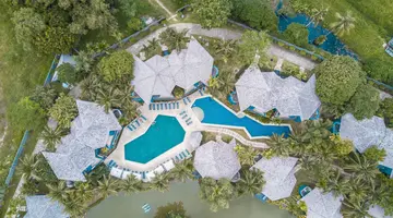 PEACE LAGUNA RESORT & SPA