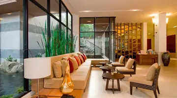 PEACH BLOSSOM RESORT