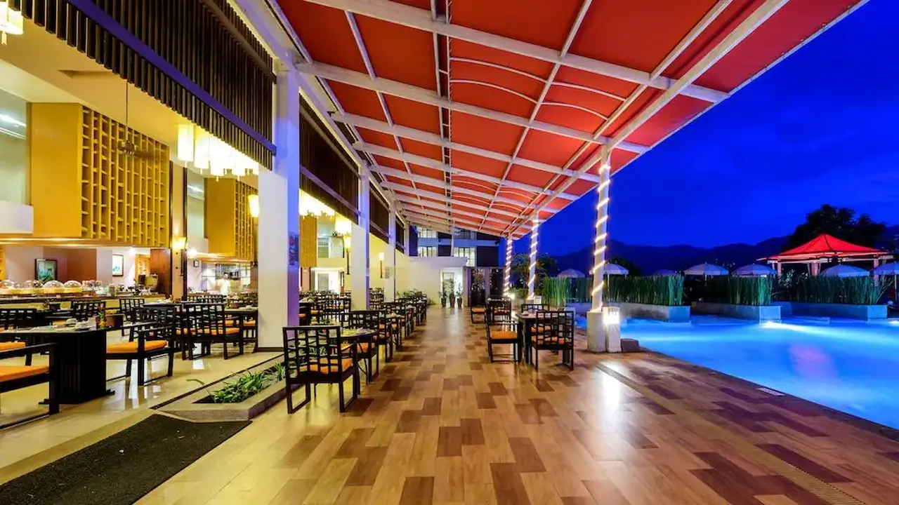 PEACH BLOSSOM RESORT