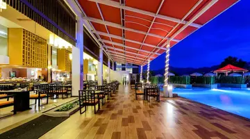 PEACH BLOSSOM RESORT