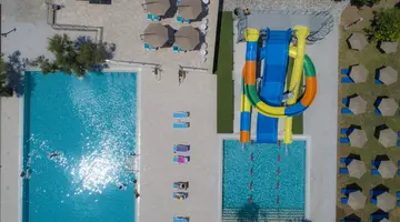 PEARL BEACH HOTEL