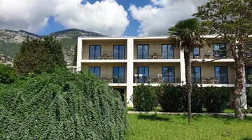 PEARL BEACH HOTEL