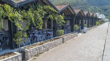 PEARL BEACH HOTEL