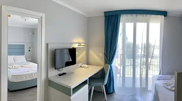 PEARL BEACH HOTEL