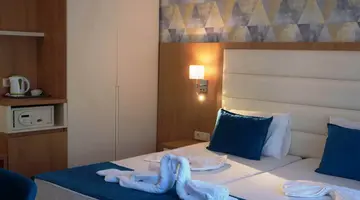 PEARL BEACH HOTEL