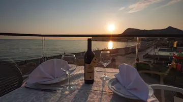 PEARL BEACH HOTEL