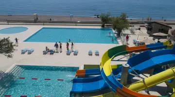 PEARL BEACH HOTEL