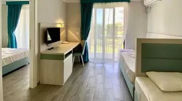 PEARL BEACH HOTEL