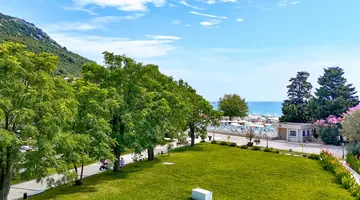 Pearl Beach Resort