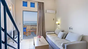 Pearl SeaBreeze Suites