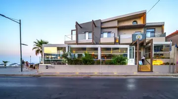 Pearl SeaBreeze Suites