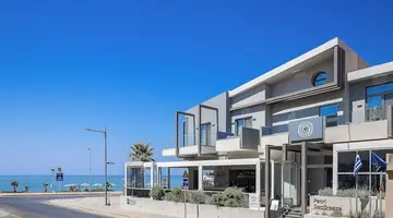 Pearl SeaBreeze Suites