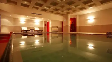 Pearl SeaBreeze Suites