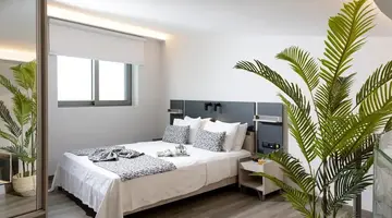 Pearl SeaBreeze Suites