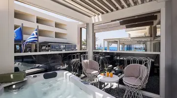 Pearl SeaBreeze Suites