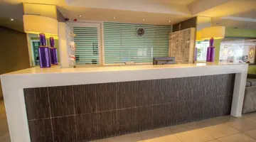 Pebbles Resort St Paul's Bay