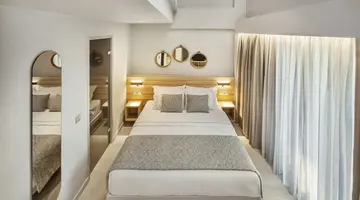 PEFKI DELUXE RESIDENCE