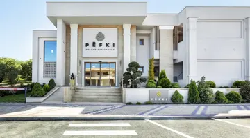 Pefki Deluxe Residences
