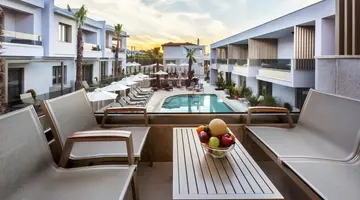 Pefki Deluxe Residences