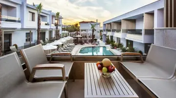 Pefki Deluxe Residences
