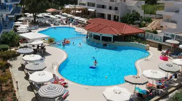 Pefki Islands Resort