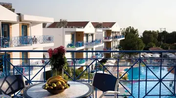 Pefki Islands Resort