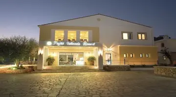 Pefki Islands Resort