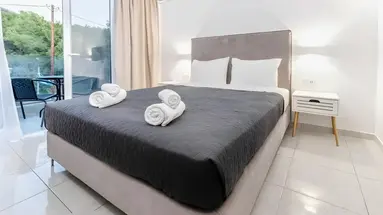 Pefkos Breeze
