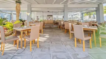 Pefkos Breeze