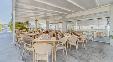 Pefkos Breeze