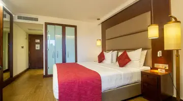 Pegasus Reef Hotel