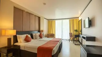 Pegasus Reef Hotel