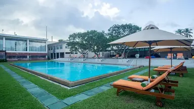 Pegasus Reef Hotel