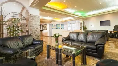 PENELOPE BEACH HOTEL APTS