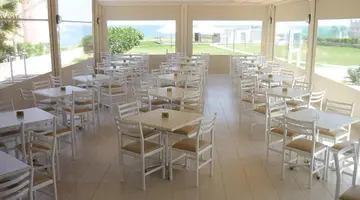 PENELOPE BEACH HOTEL APTS
