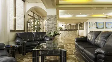 PENELOPE BEACH HOTEL APTS