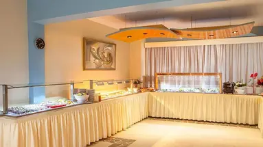 PENELOPE BEACH HOTEL APTS