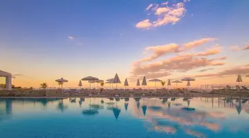 Peninsula Resort and Spa