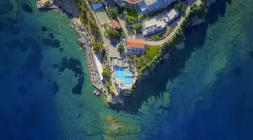 Peninsula Resort and Spa