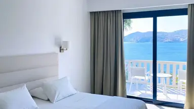 PENINSULA RESORT & SPA