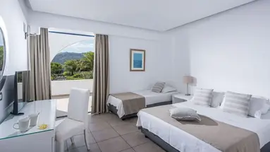 PENINSULA RESORT & SPA